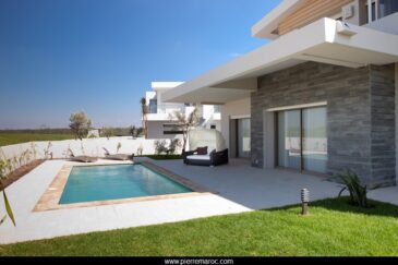 Pierre de Taza pour Piscine